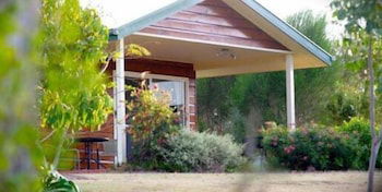 Amamoor Homestead B&B And Country Cottages - Dalby Accommodation 0