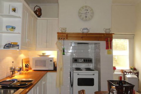 Lemontree Cottage - Dalby Accommodation 5