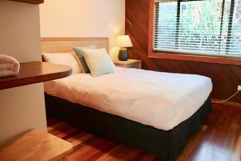 A Beach House At Byron - Dalby Accommodation 5