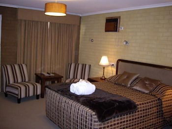 Estelle Kramer Motor Inn - Dalby Accommodation 5