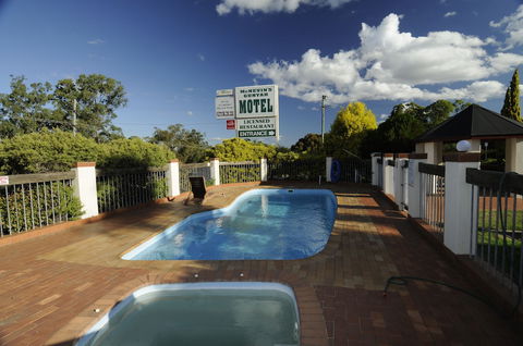 McNevin's Warwick Motel - Dalby Accommodation 5
