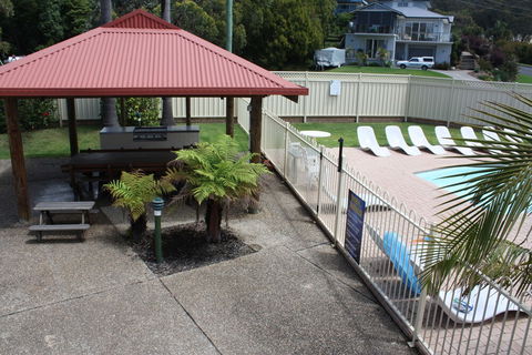 Sapphire Court Holiday Units - Dalby Accommodation 6