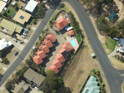 Sapphire Court Holiday Units - Dalby Accommodation 4