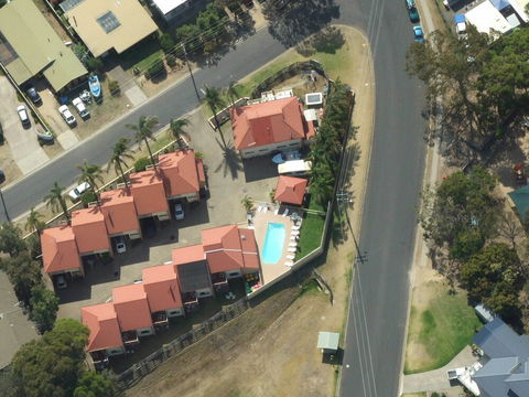 Sapphire Court Holiday Units - Dalby Accommodation 5