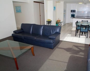 The Penthouses Apartments - Dalby Accommodation 6