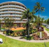 DoubleTree by Hilton Hotel Cairns - Dalby Accommodation
