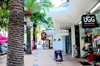 Monte Carlo Private Apartments - Dalby Accommodation 0
