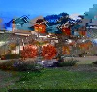 Mary Card's Coach House - Dalby Accommodation