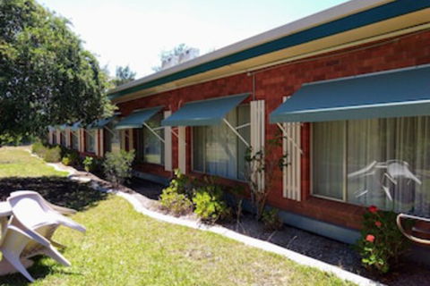 Armidale Rose Villa Motel - Dalby Accommodation 0