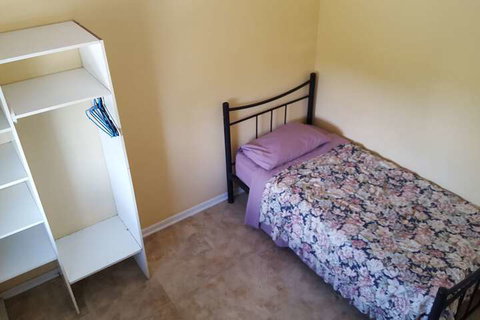 Castaways Backpackers - Dalby Accommodation 2