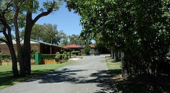 Acclaim Kingsway Tourist Park - Dalby Accommodation 3