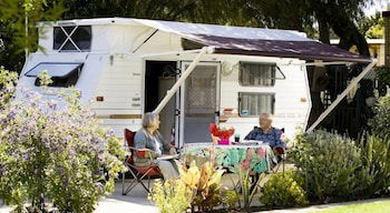 Acclaim Kingsway Tourist Park - Dalby Accommodation 6