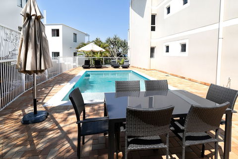 Aqua Promenade Beachfront Apartments - Dalby Accommodation 2