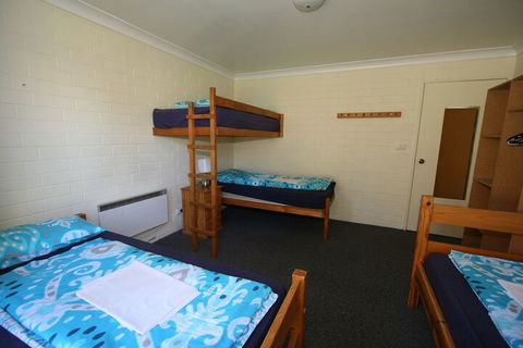 Alpha Centauri Townhouses - Dalby Accommodation 5