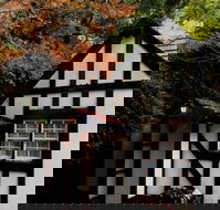 Tudor Cottages Mt Dandenong - Dalby Accommodation