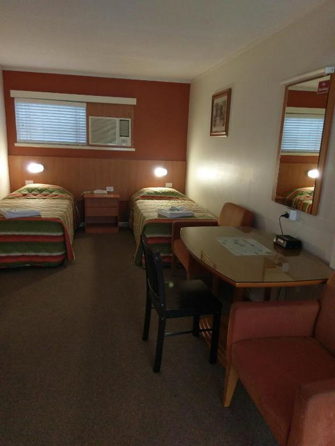 Motel Monaco - Dalby Accommodation 5