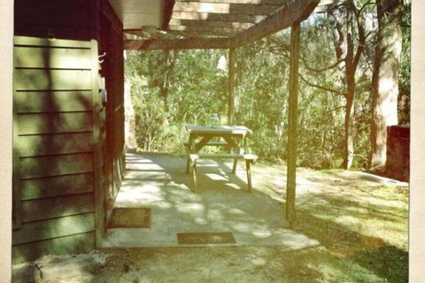 Twin Falls Bush Cottages - Dalby Accommodation 7