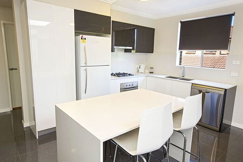 Astina Serviced Apartments Parkside - Dalby Accommodation 4