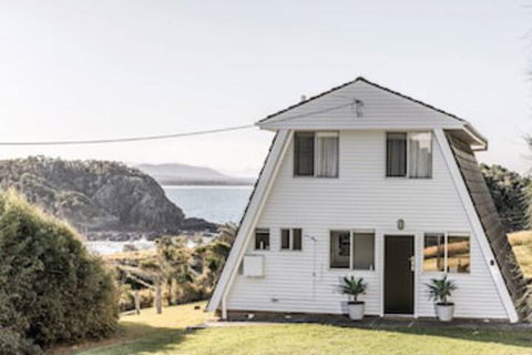 A PERFECT STAY - A Frame - Dalby Accommodation 0