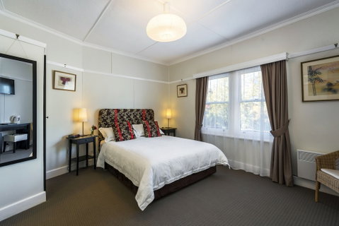 Ashdowns Of Dover B&B - Dalby Accommodation 3