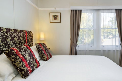 Ashdowns Of Dover B&B - Dalby Accommodation 2