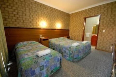 Pavlos Motel - Dalby Accommodation 1