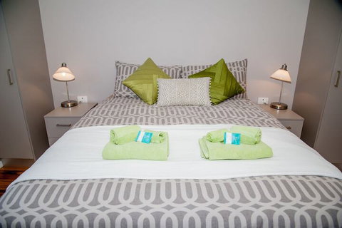 Sinclairs Country Retreat - Dalby Accommodation 6