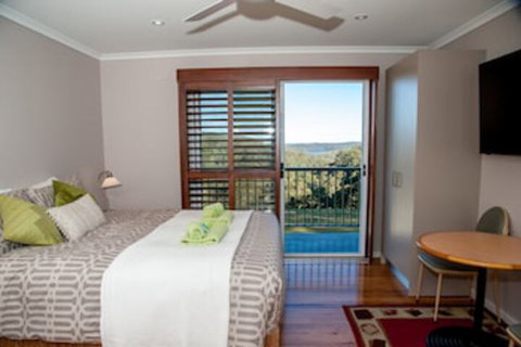 Sinclairs Country Retreat - Dalby Accommodation 0