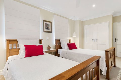 Sorrento Beach Bed & Breakfast - Dalby Accommodation 6