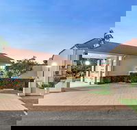 Villa Nova - Dalby Accommodation