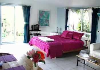 A Sacred Mountain Retreat - Dalby Accommodation 2