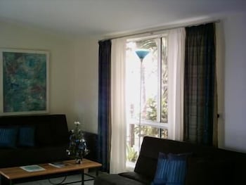 A Sacred Mountain Retreat - Dalby Accommodation 4