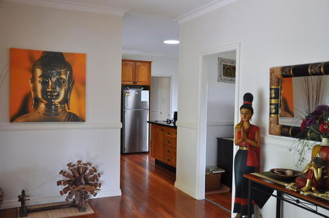 Nirvana At Montville - Dalby Accommodation 3