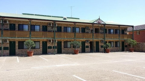Bayswater Tweed - Dalby Accommodation 2