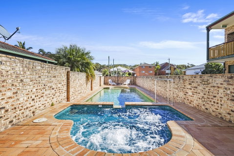 Bayswater Tweed - Dalby Accommodation 4
