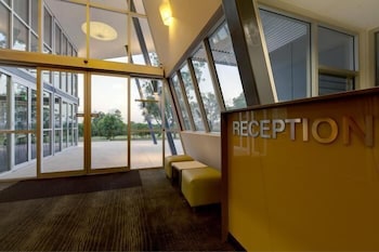 Weston NSW Dalby Accommodation