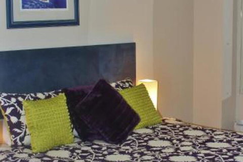Pier Number 10 - Dalby Accommodation 7