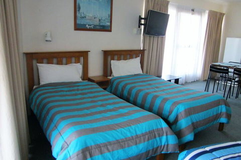 Mollymook Motel - Dalby Accommodation 7