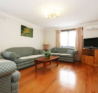 40 Thames Holiday Unit - Dalby Accommodation