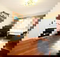 3 43 Thames Holiday Unit - Dalby Accommodation