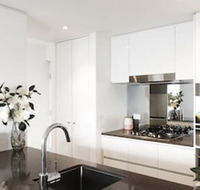 RNR Serviced Apartments North Melbourne - Dalby Accommodation