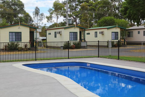 Avondel Caravan Park - Dalby Accommodation 2