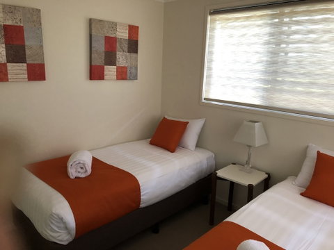 21 On Hursley Motel Apartments - Dalby Accommodation 4