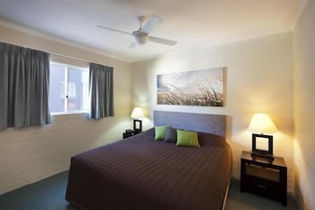 Mollymook Cove Apartments - Dalby Accommodation 0