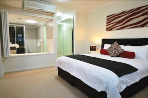 C2 Esplanade Serviced Apartments - Dalby Accommodation 1
