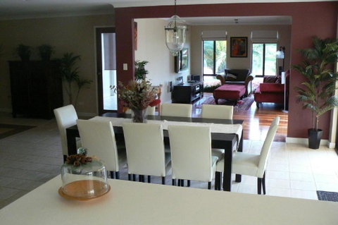 Le Boulevard - Dalby Accommodation 6