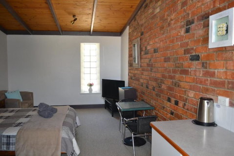 Colonial Motel - Dalby Accommodation 3