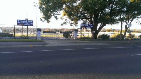 Clifford Park Holiday Motor Inn - Dalby Accommodation 0