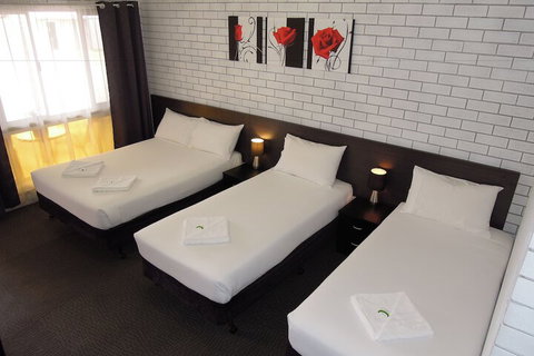 Jackaroo Apartments - Dalby Accommodation 5