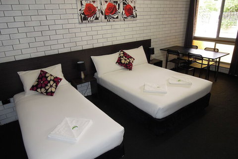 Jackaroo Apartments - Dalby Accommodation 6